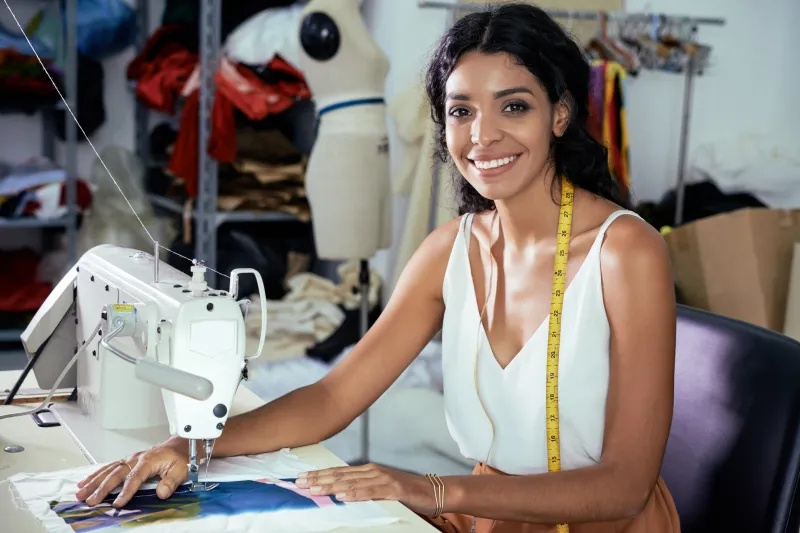Profissões manuais e presenciais ganham força na era da automação e da IA
