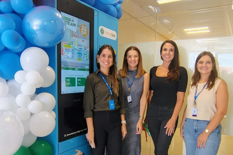 Frameport recebe armário da farmaSESI para comodidade de trabalhadores