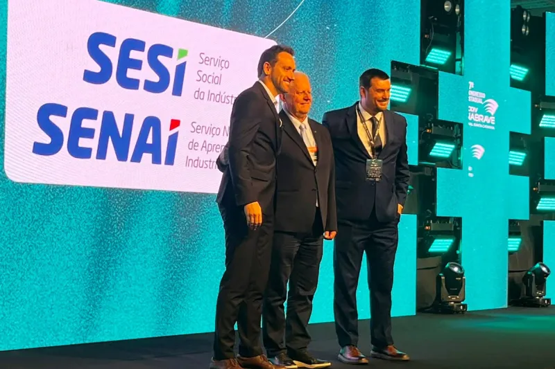 FIESC e SINCODIV-SC firmam convênio para ampliar soluções ao setor automotivo